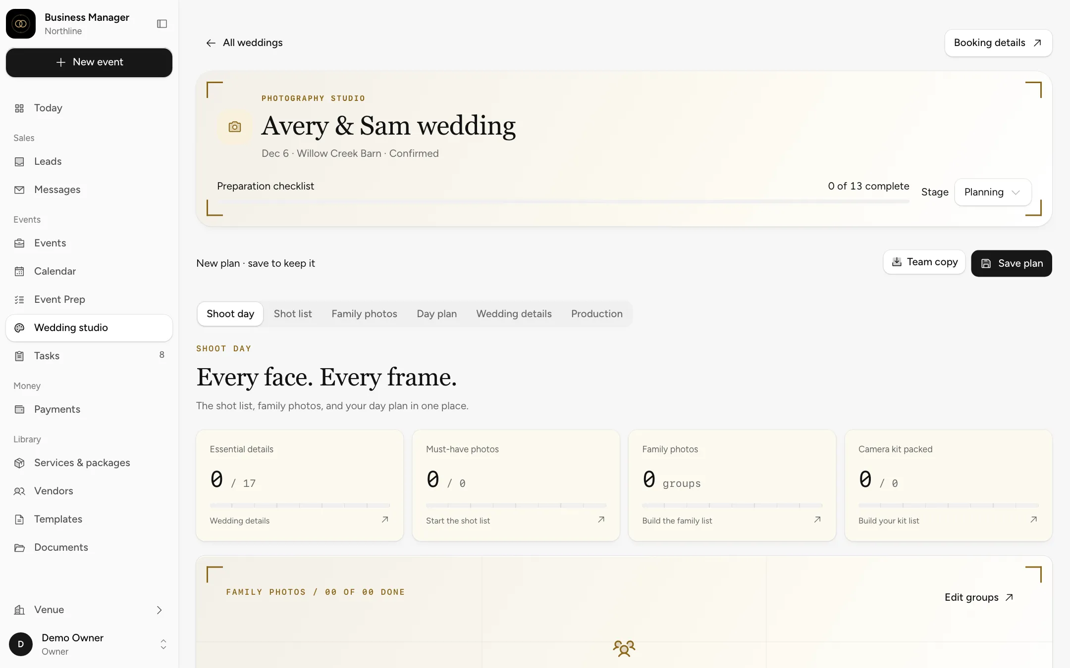 The photography studio for a sample wedding, with tabs for the shoot day, shot list, family photos, day plan, wedding details and production.